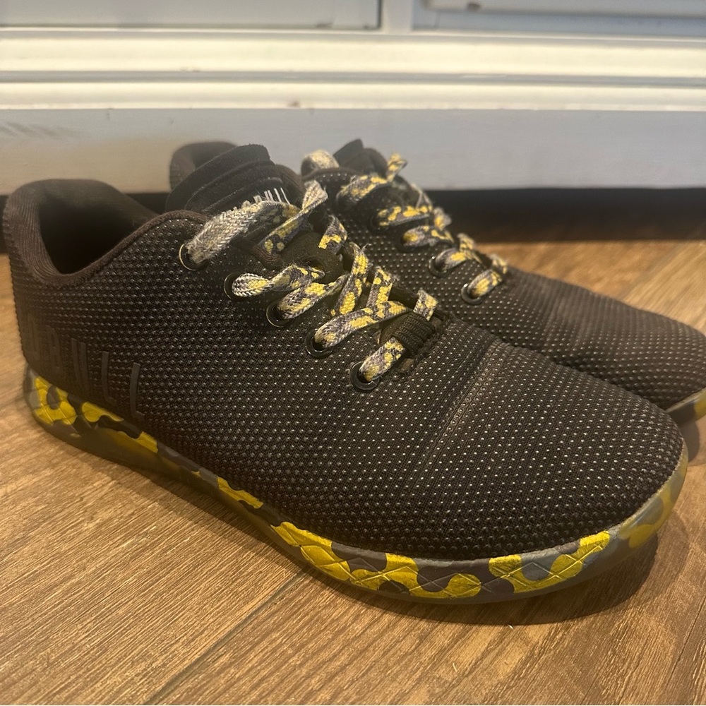 Nobull Superfabric Gun Trainer Sneakers Black Yellow Womens Size 8.5 Mens 7